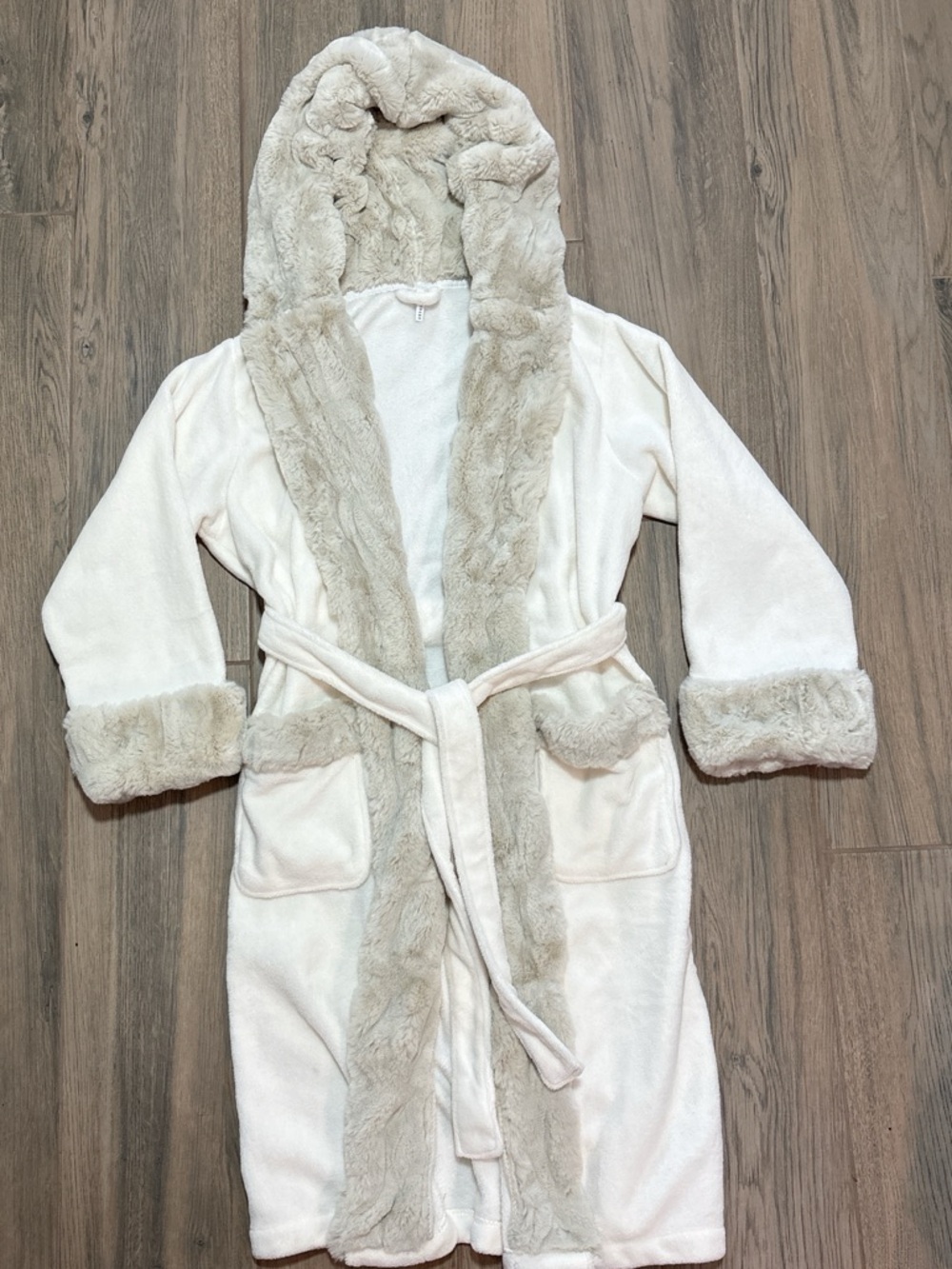 Pottery Barn Ruched  Hooded Bathrobe with Faux Fur Trim - Cream Large
